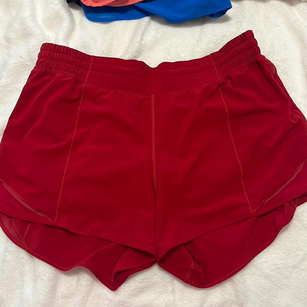 Lululemon Hotty hot shorts